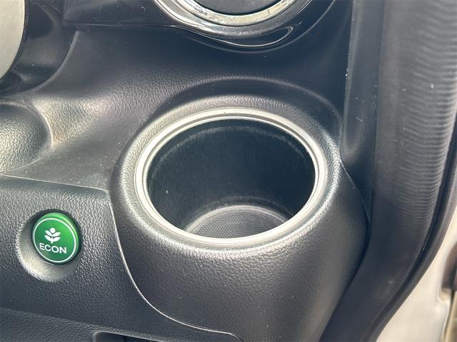 Ｎ－ＢＯＸカスタム Ｇ・Ｌパッケージ　バックカメラ　両側スライド・片側電動　ナビ　ＴＶ　オートライト　ＨＩＤ　スマートキー　アイドリングストップ　電動格納ミラー　ベンチシート　ＣＶＴ　盗難防止システム　ＡＢＳ　ＥＳＣ　ＣＤ　ＵＳＢ（39枚目）