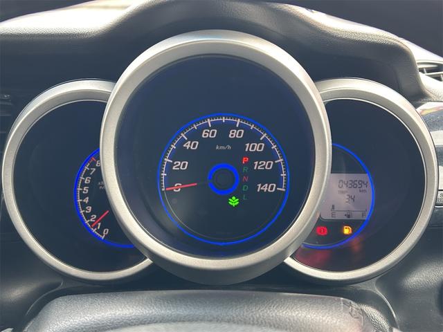 Ｎ－ＢＯＸカスタム Ｇ・Ｌパッケージ　バックカメラ　両側スライド・片側電動　ナビ　ＴＶ　オートライト　ＨＩＤ　スマートキー　アイドリングストップ　電動格納ミラー　ベンチシート　ＣＶＴ　盗難防止システム　ＡＢＳ　ＥＳＣ　ＣＤ　ＵＳＢ（42枚目）