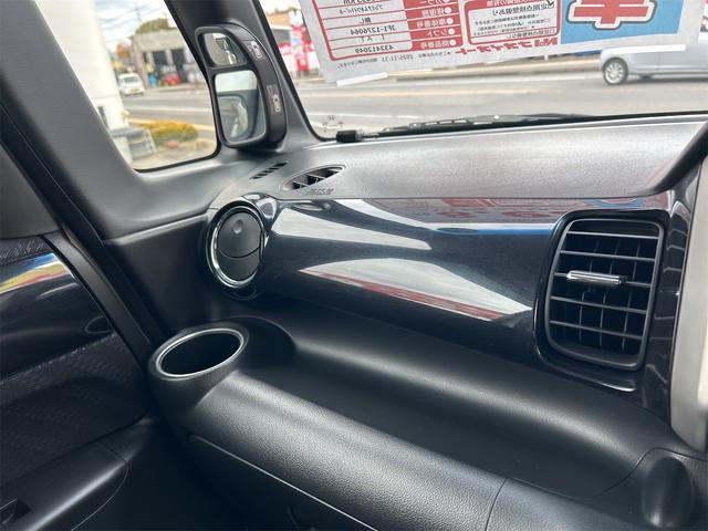 Ｎ－ＢＯＸカスタム Ｇ・Ｌパッケージ　バックカメラ　両側スライド・片側電動　ナビ　ＴＶ　オートライト　ＨＩＤ　スマートキー　アイドリングストップ　電動格納ミラー　ベンチシート　ＣＶＴ　盗難防止システム　ＡＢＳ　ＥＳＣ　ＣＤ　ＵＳＢ（43枚目）