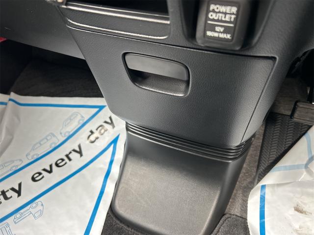 Ｎ－ＢＯＸカスタム Ｇ・Ｌパッケージ　バックカメラ　両側スライド・片側電動　ナビ　ＴＶ　オートライト　ＨＩＤ　スマートキー　アイドリングストップ　電動格納ミラー　ベンチシート　ＣＶＴ　盗難防止システム　ＡＢＳ　ＥＳＣ　ＣＤ　ＵＳＢ（47枚目）