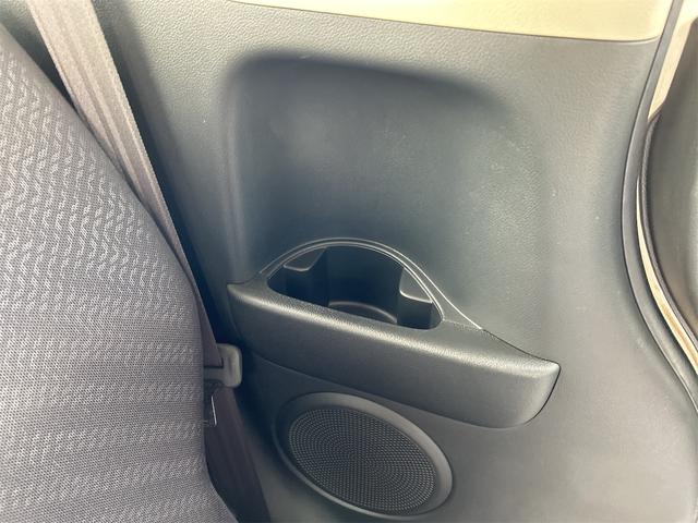 Ｎ－ＢＯＸカスタム Ｇ・Ｌパッケージ　バックカメラ　両側スライド・片側電動　ナビ　ＴＶ　オートライト　ＨＩＤ　スマートキー　アイドリングストップ　電動格納ミラー　ベンチシート　ＣＶＴ　盗難防止システム　ＡＢＳ　ＥＳＣ　ＣＤ　ＵＳＢ（51枚目）