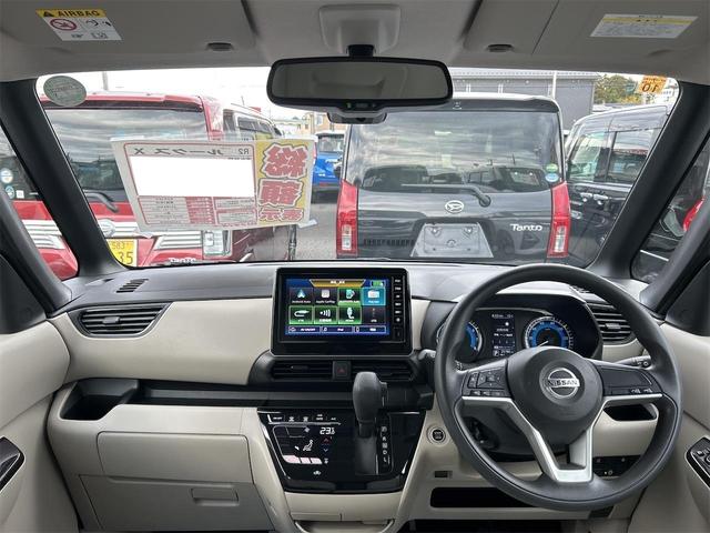 ルークス Ｘ　全周囲カメラ　両側スライド・片側電動　クリアランスソナー　衝突被害軽減システム　オートライト　スマートキー　アイドリングストップ　電動格納ミラー　ベンチシート　ＣＶＴ　盗難防止システム　ＡＢＳ　ＥＳＣ（2枚目）