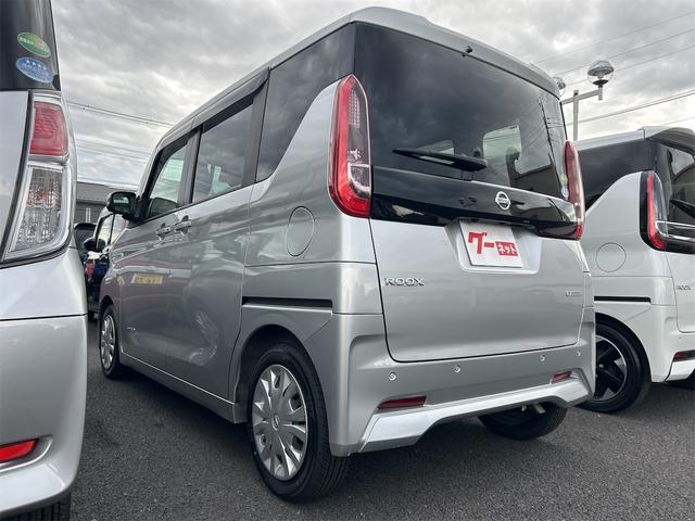 ルークス Ｘ　全周囲カメラ　両側スライド・片側電動　クリアランスソナー　衝突被害軽減システム　オートライト　スマートキー　アイドリングストップ　電動格納ミラー　ベンチシート　ＣＶＴ　盗難防止システム　ＡＢＳ　ＥＳＣ（22枚目）