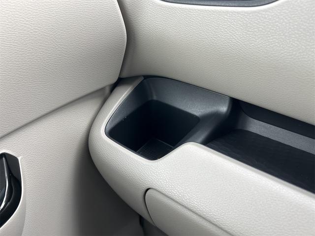 ルークス Ｘ　全周囲カメラ　両側スライド・片側電動　クリアランスソナー　衝突被害軽減システム　オートライト　スマートキー　アイドリングストップ　電動格納ミラー　ベンチシート　ＣＶＴ　盗難防止システム　ＡＢＳ　ＥＳＣ（40枚目）