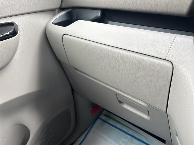 ルークス Ｘ　全周囲カメラ　両側スライド・片側電動　クリアランスソナー　衝突被害軽減システム　オートライト　スマートキー　アイドリングストップ　電動格納ミラー　ベンチシート　ＣＶＴ　盗難防止システム　ＡＢＳ　ＥＳＣ（42枚目）