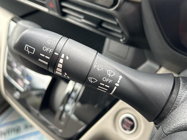 ルークス Ｘ　全周囲カメラ　両側スライド・片側電動　クリアランスソナー　衝突被害軽減システム　オートライト　スマートキー　アイドリングストップ　電動格納ミラー　ベンチシート　ＣＶＴ　盗難防止システム　ＡＢＳ　ＥＳＣ（53枚目）