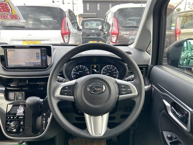 ムーヴ カスタム　ＸリミテッドＩＩ　ＳＡＩＩＩ　全周囲カメラ　ナビ　ＴＶ　衝突被害軽減システム　オートマチックハイビーム　オートライト　ＬＥＤヘッドランプ　スマートキー　アイドリングストップ　電動格納ミラー　シートヒーター（3枚目）