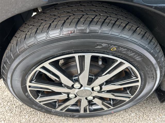 ムーヴ カスタム　ＸリミテッドＩＩ　ＳＡＩＩＩ　全周囲カメラ　ナビ　ＴＶ　衝突被害軽減システム　オートマチックハイビーム　オートライト　ＬＥＤヘッドランプ　スマートキー　アイドリングストップ　電動格納ミラー　シートヒーター（20枚目）