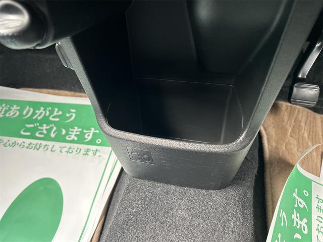 ムーヴ カスタム　ＸリミテッドＩＩ　ＳＡＩＩＩ　全周囲カメラ　ナビ　ＴＶ　衝突被害軽減システム　オートマチックハイビーム　オートライト　ＬＥＤヘッドランプ　スマートキー　アイドリングストップ　電動格納ミラー　シートヒーター（43枚目）