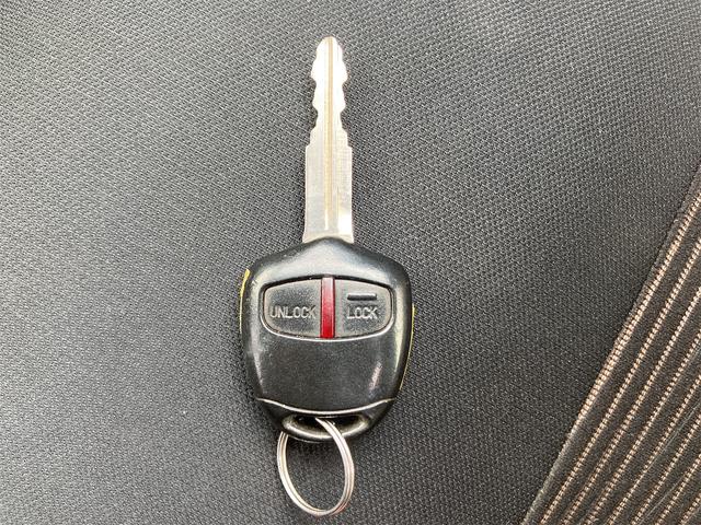 ｅＫワゴン Ｍ　キーレス　社外ナビゲーション　ＣＤプレイヤー　ラジオ　電動格納ミラー　パワーステアリング　パワーウィンドウ　アイドリングストップ　オートエアコン　オートマチック（23枚目）