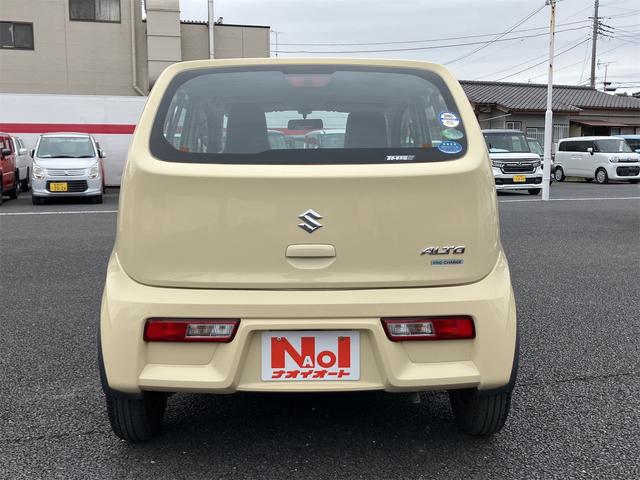 アルト Ｓ　板キー　ＣＤプレイヤー　ラジオ　運転席シートヒーター　アイドリングストップ　ダイヤル式エアコン　オートマチック　パワーステアリング　パワーウィンドウ（11枚目）