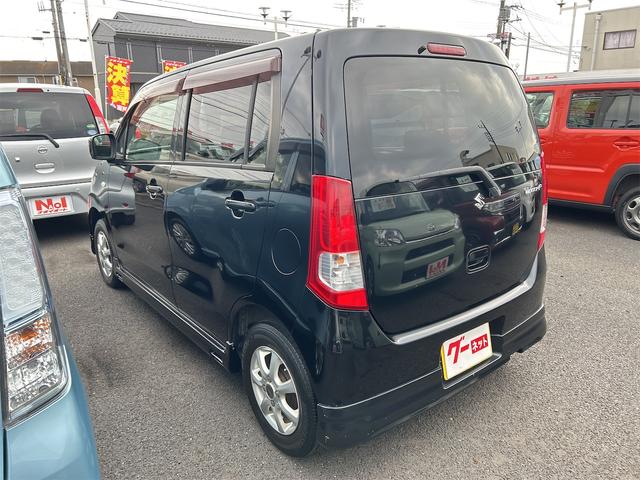 ワゴンＲ ＦＸ　ＥＴＣ　キーレスエントリー　電動格納ミラー　ベンチシート　ＭＴ　盗難防止システム　ＡＢＳ　ＣＤ　アルミホイール　衝突安全ボディ　エアコン　パワーステアリング　パワーウィンドウ　運転席エアバッグ（14枚目）