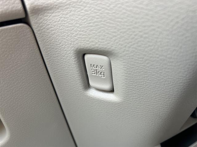 ルークス Ｘ　４ＷＤ　全周囲カメラ　両側スライド・片側電動　ナビ　ＴＶ　クリアランスソナー　衝突被害軽減システム　オートライト　スマートキー　アイドリングストップ　電動格納ミラー　シートヒーター　ベンチシート（50枚目）