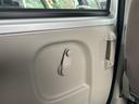 毎回座るフロントシート。運転席は必ず使用する部分ですので、座り心地が重要です!