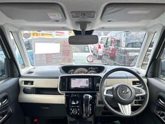 運転者にとっては日々使用することとなる運転席です。運転席が快適だと運転に集中することができますね。 2