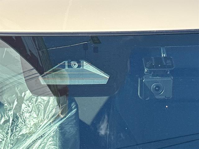 スイフト ハイブリッドMZ ドライブレコーダー ETC クリアランスソナー オートクルーズコントロール レーンアシスト 衝突被害軽減システム アルミホイール オートライト LEDヘッドランプ スマートキー アイドリングストップ(27枚目)