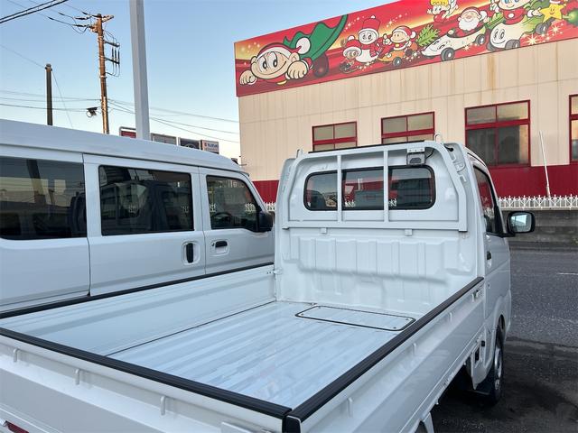 キャリイトラック KCエアコン・パワステ農繁仕様 4WD MT クリアランスソナー キーレスエントリー アイドリングストップ オートライト ESC エアコン パワーステアリング パワーウィンドウ 運転席エアバッグ 助手席エアバッグ(17枚目)