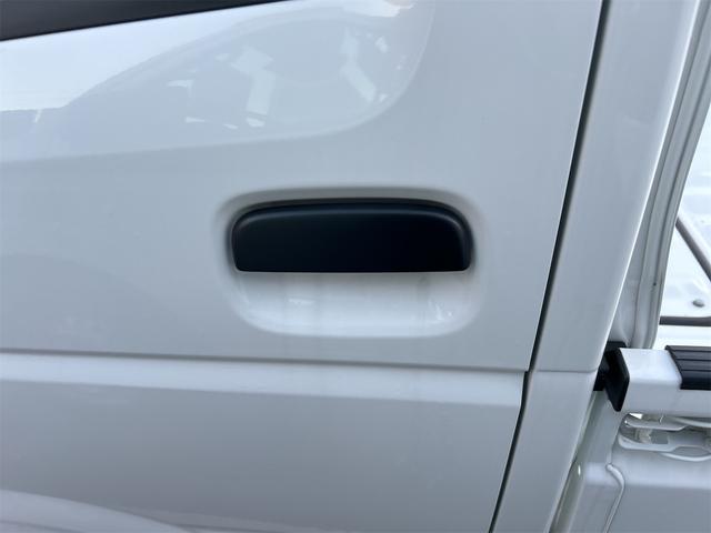 キャリイトラック KCエアコン・パワステ農繁仕様 4WD MT クリアランスソナー キーレスエントリー アイドリングストップ オートライト ESC エアコン パワーステアリング パワーウィンドウ 運転席エアバッグ 助手席エアバッグ(25枚目)