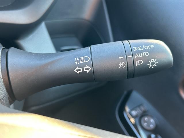 eKクロス G バックカメラ レーンアシスト 衝突被害軽減システム オートライト LEDヘッドランプ スマートキー アイドリングストップ 電動格納ミラー シートヒーター ベンチシート CVT(9枚目)