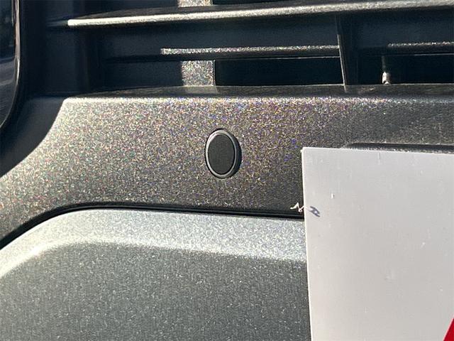 eKクロス G バックカメラ レーンアシスト 衝突被害軽減システム オートライト LEDヘッドランプ スマートキー アイドリングストップ 電動格納ミラー シートヒーター ベンチシート CVT(26枚目)