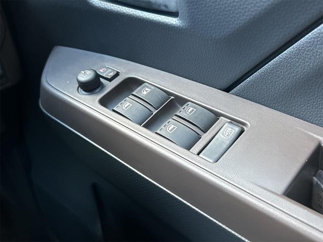 トール Ｘ　バックカメラ　ＴＶ　両側スライド・片側電動　クリアランスソナー　衝突被害軽減システム　オートライト　スマートキー　アイドリングストップ　電動格納ミラー　フルフラット　ウォークスルー　ＣＶＴ（41枚目）