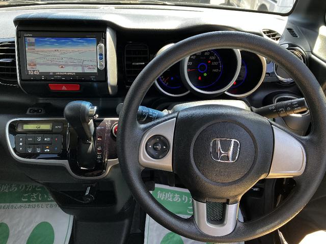 Ｇ　ＳＳパッケージ　純正ナビ　ワンセグＴＶ　ＤＶＤ　Ｂｌｕｅｔｏｏｔｈ　レーダーブレーキ　バックカメラ　ＥＴＣ車載器　キーフリーシステム　両パワースライドドア　オートライト　ドライブレコーダー(17枚目)