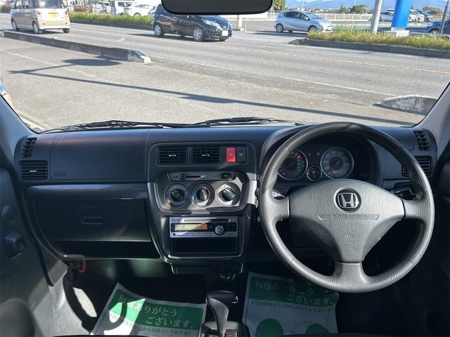 運転者にとっては日々使用することとなる運転席です。運転席が快適だと運転に集中することができますね。