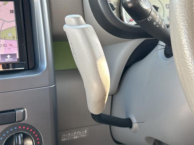ムーヴコンテ Ｌ　ナビ　ＴＶ　キーレスエントリー　アイドリングストップ　電動格納ミラー　ベンチシート　ＣＶＴ　盗難防止システム　ＡＢＳ　ＣＤ　Ｂｌｕｅｔｏｏｔｈ　衝突安全ボディ　エアコン　パワーステアリング（6枚目）
