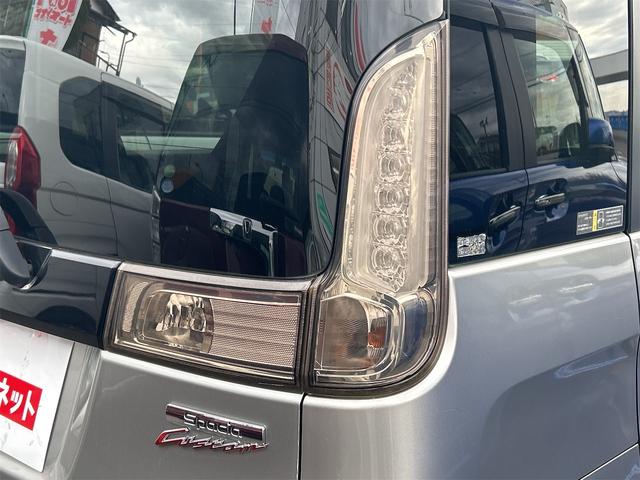 スペーシアカスタム ＧＳ　両側スライドドア　ナビ　ＴＶ　オートライト　ＨＩＤ　スマートキー　アイドリングストップ　電動格納ミラー　ベンチシート　ＣＶＴ　盗難防止システム　ＡＢＳ　ＣＤ　ＵＳＢ　アルミホイール　衝突安全ボディ（18枚目）