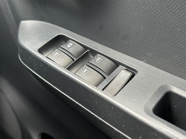 ミライース L SAIII ドライブレコーダー ETC クリアランスソナー 衝突被害軽減システム オートマチックハイビーム キーレスエントリー アイドリングストップ CVT 盗難防止システム ABS ESC CD 衝突安全ボディ(11枚目)