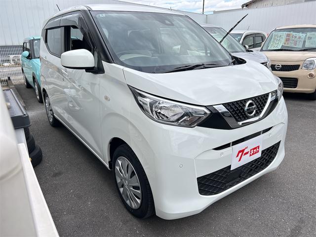 デイズ Ｂ　クリアランスソナー　衝突被害軽減システム　オートライト　キーレスエントリー　アイドリングストップ　電動格納ミラー　ベンチシート　ＣＶＴ　ＡＢＳ　ＣＤ　エアコン　パワーステアリング　パワーウィンドウ（14枚目）