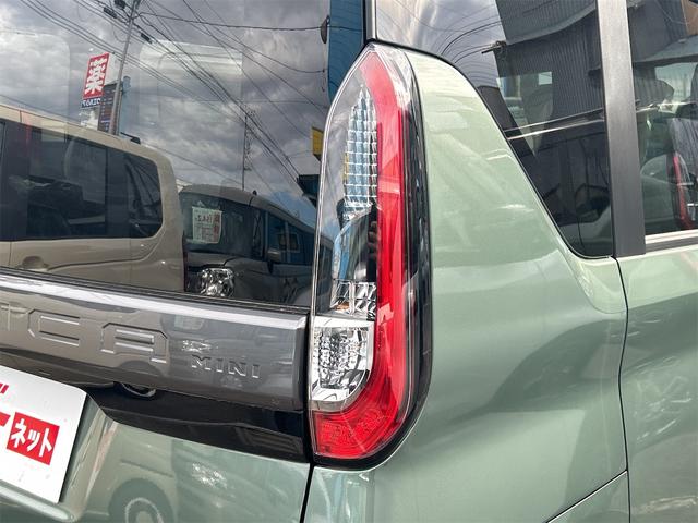 デリカミニ Ｇ　バックカメラ　両側スライド・片側電動　レーンアシスト　衝突被害軽減システム　オートライト　ＬＥＤヘッドランプ　スマートキー　アイドリングストップ　電動格納ミラー　シートヒーター（25枚目）