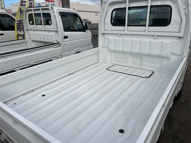 キャリイトラック ＫＣエアコン・パワステ　４ＷＤ　ＭＴ　クリアランスソナー　アイドリングストップ　オートライト　ＥＳＣ　エアコン　パワーステアリング　パワーウィンドウ　運転席エアバッグ　助手席エアバッグ（25枚目）