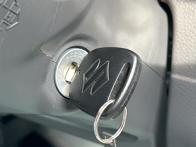 キャリイトラック ＫＣエアコン・パワステ　４ＷＤ　ＭＴ　クリアランスソナー　アイドリングストップ　オートライト　ＥＳＣ　エアコン　パワーステアリング　パワーウィンドウ　運転席エアバッグ　助手席エアバッグ（26枚目）