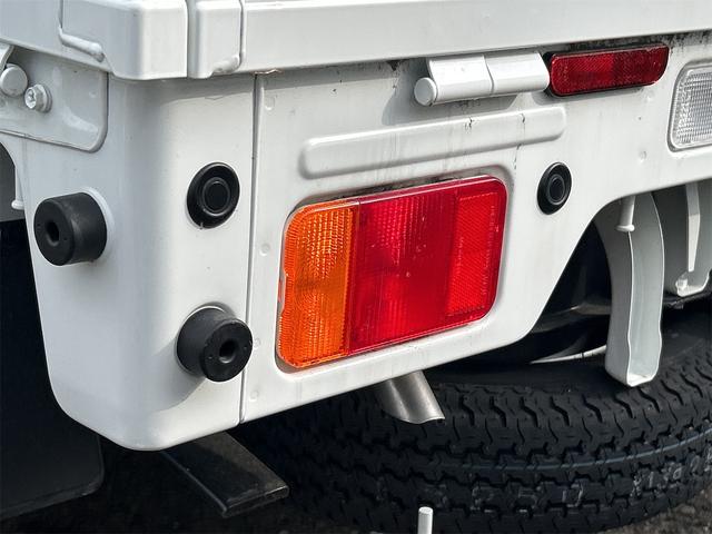 キャリイトラック ＫＣエアコン・パワステ　４ＷＤ　ＭＴ　クリアランスソナー　アイドリングストップ　オートライト　ＥＳＣ　エアコン　パワーステアリング　パワーウィンドウ　運転席エアバッグ　助手席エアバッグ（29枚目）