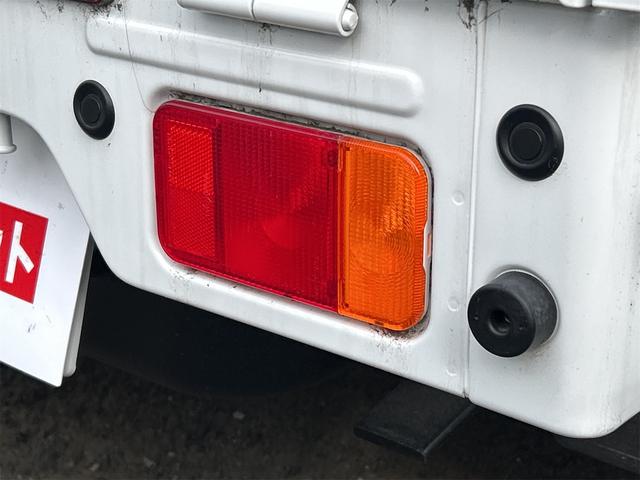 キャリイトラック ＫＣエアコン・パワステ　４ＷＤ　ＭＴ　クリアランスソナー　アイドリングストップ　オートライト　ＥＳＣ　エアコン　パワーステアリング　パワーウィンドウ　運転席エアバッグ　助手席エアバッグ（30枚目）