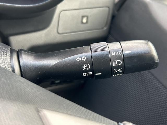 ムーヴ カスタム　Ｘリミテッド　ＳＡ　バックカメラ　ナビ　ＴＶ　衝突被害軽減システム　オートライト　スマートキー　アイドリングストップ　電動格納ミラー　ベンチシート　ＣＶＴ　盗難防止システム　ＡＢＳ　ＥＳＣ　ＣＤ　ＵＳＢ（49枚目）