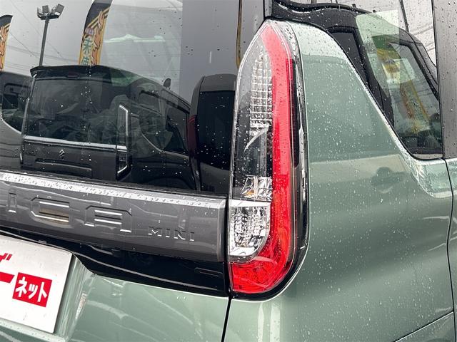 デリカミニ Ｇ　プレミアム　全周囲カメラ　両側電動スライドドア　オートクルーズコントロール　レーンアシスト　衝突被害軽減システム　オートライト　ＬＥＤヘッドランプ　スマートキー　アイドリングストップ　電動格納ミラー（21枚目）