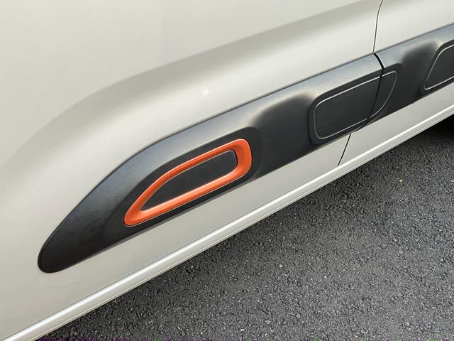 ベルランゴ シャイン XTR パック ワンオーナー XTR限定車 バックモニター 衝突軽減ブレーキ ドライブレコーダー アイドリングストップ オートエアコン サイドカメラ ルーフレール オートライト ETC オートハイビーム スマキー(6枚目)