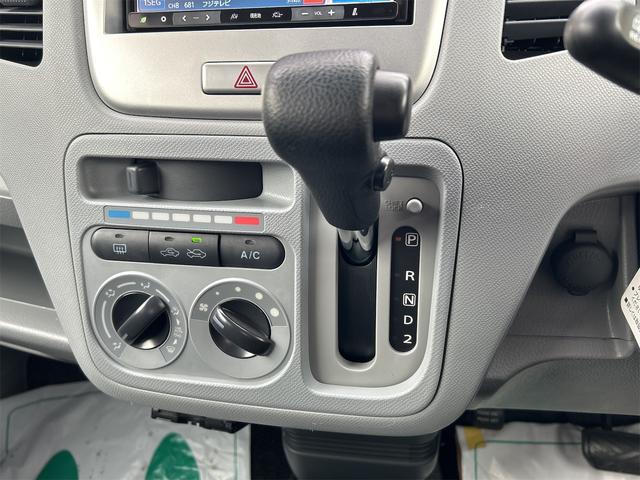 ワゴンＲ ＦＸ　ＥＴＣ　ナビ　ＴＶ　電動格納ミラー　ベンチシート　ＡＴ　盗難防止システム　ＡＢＳ　ＣＤ　ＤＶＤ再生　ＵＳＢ　衝突安全ボディ　エアコン　パワーステアリング　パワーウィンドウ（6枚目）