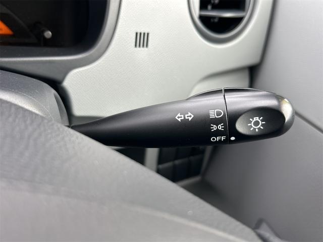 ワゴンＲ ＦＸ　ＥＴＣ　ナビ　ＴＶ　電動格納ミラー　ベンチシート　ＡＴ　盗難防止システム　ＡＢＳ　ＣＤ　ＤＶＤ再生　ＵＳＢ　衝突安全ボディ　エアコン　パワーステアリング　パワーウィンドウ（9枚目）