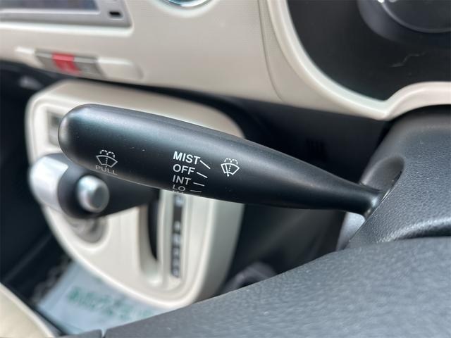 ミラココア ココアプラスＸ　ナビ　ＴＶ　スマートキー　アイドリングストップ　電動格納ミラー　ベンチシート　ＣＶＴ　盗難防止システム　ＡＢＳ　ＣＤ　ＵＳＢ　ルーフレール　アルミホイール　衝突安全ボディ　エアコン　パワーステアリング（8枚目）