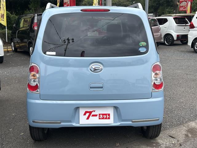 ミラココア ココアプラスＸ　ナビ　ＴＶ　スマートキー　アイドリングストップ　電動格納ミラー　ベンチシート　ＣＶＴ　盗難防止システム　ＡＢＳ　ＣＤ　ＵＳＢ　ルーフレール　アルミホイール　衝突安全ボディ　エアコン　パワーステアリング（18枚目）