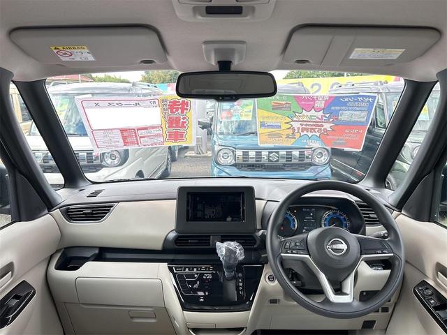 ルークス Ｘ　全周囲カメラ　両側スライド・片側電動　クリアランスソナー　衝突被害軽減システム　オートライト　ＬＥＤヘッドランプ　スマートキー　アイドリングストップ　電動格納ミラー　ベンチシート　ＣＶＴ（2枚目）