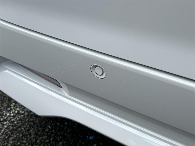 ルークス Ｘ　全周囲カメラ　両側スライド・片側電動　クリアランスソナー　衝突被害軽減システム　オートライト　ＬＥＤヘッドランプ　スマートキー　アイドリングストップ　電動格納ミラー　ベンチシート　ＣＶＴ（20枚目）