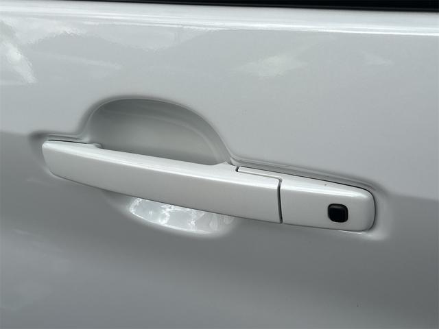 ルークス Ｘ　全周囲カメラ　両側スライド・片側電動　クリアランスソナー　衝突被害軽減システム　オートライト　ＬＥＤヘッドランプ　スマートキー　アイドリングストップ　電動格納ミラー　ベンチシート　ＣＶＴ（25枚目）