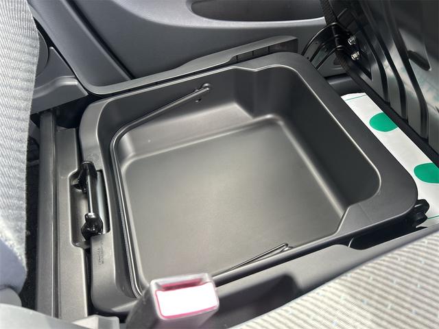 ワゴンR FX ナビ TV キーレスエントリー アイドリングストップ 電動格納ミラー シートヒーター ベンチシート CVT 盗難防止システム ABS CD Bluetooth 衝突安全ボディ エアコン(8枚目)