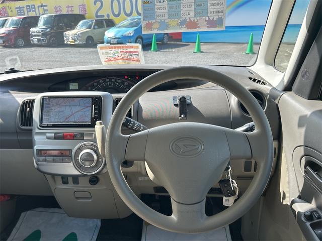 タント X 電動スライドドア ナビ TV スマートキー アイドリングストップ 電動格納ミラー 後席モニター CVT 盗難防止システム ABS CD Bluetooth 衝突安全ボディ エアコン パワーステアリング(3枚目)
