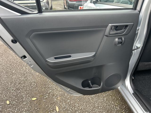 ミライース L SAIII クリアランスソナー 衝突被害軽減システム オートマチックハイビーム オートライト キーレスエントリー アイドリングストップ CVT 盗難防止システム ABS ESC 衝突安全ボディ エアコン(32枚目)