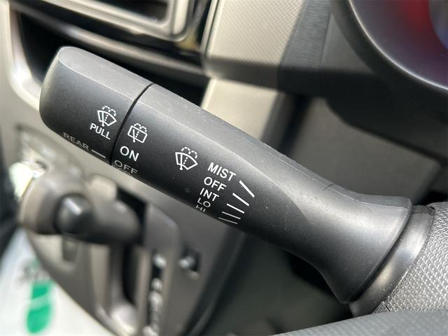 ステラ カスタムR ETC オートライト HID スマートキー アイドリングストップ 電動格納ミラー ベンチシート CVT 盗難防止システム ABS CD USB アルミホイール 衝突安全ボディ エアコン(8枚目)